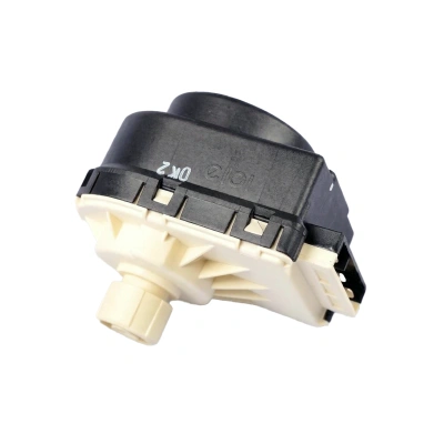 Запчасть для газ. котла Мотор трехходовой клапана Ariston (61302483-01)